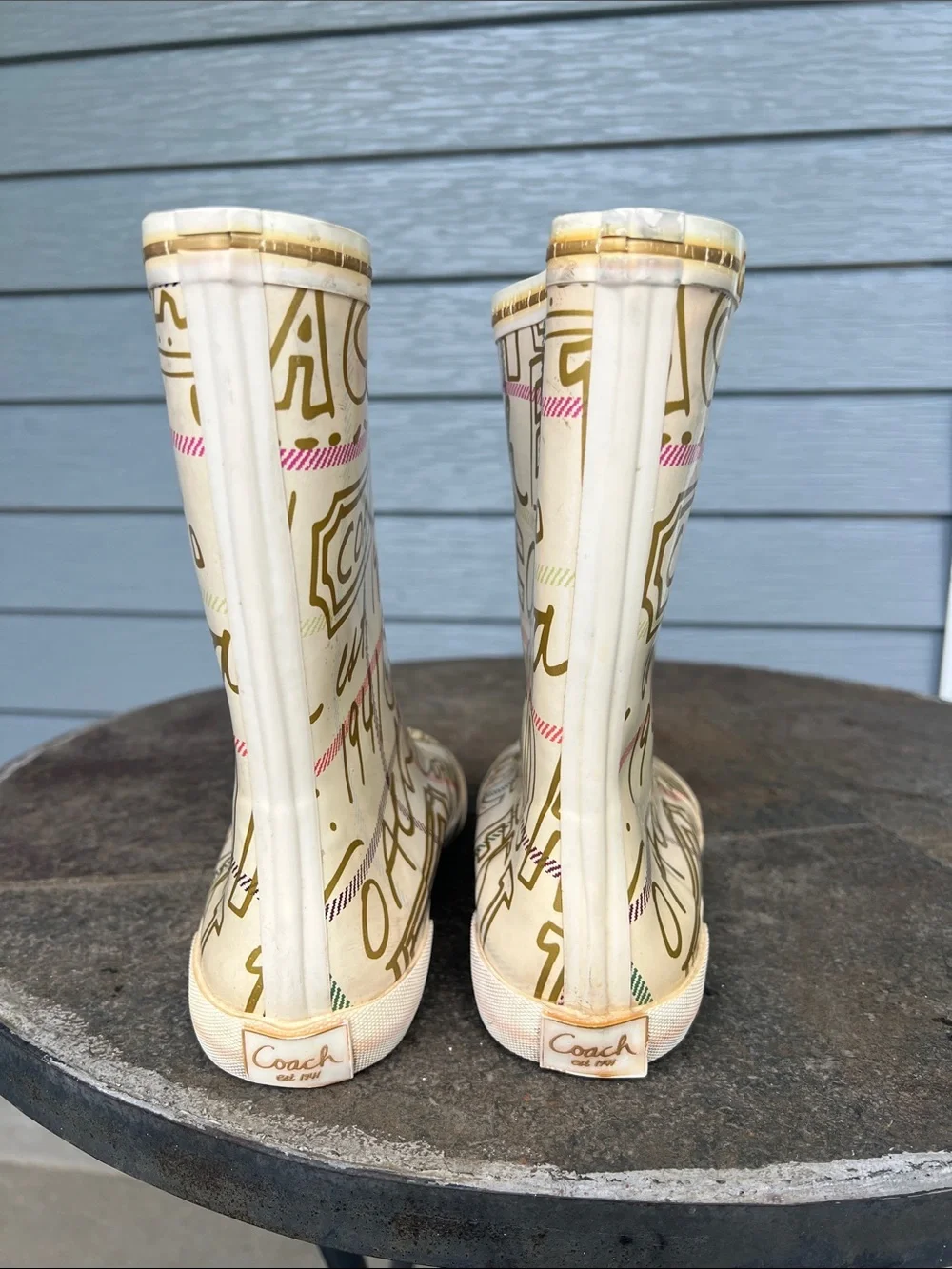 Coach Ursula Plaid & Gold Graffiti Waterproof Rain Boots Size 8